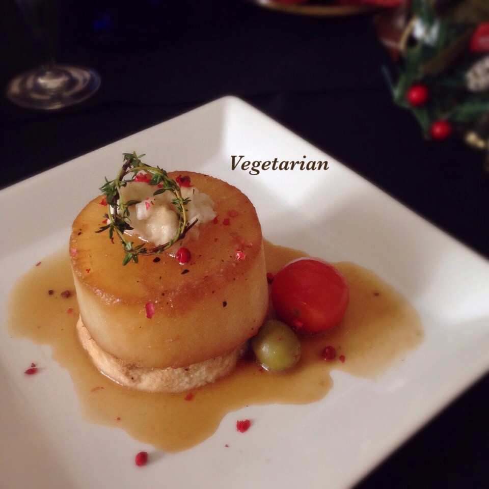 大根と豆腐のステーキ タイムのリース添え